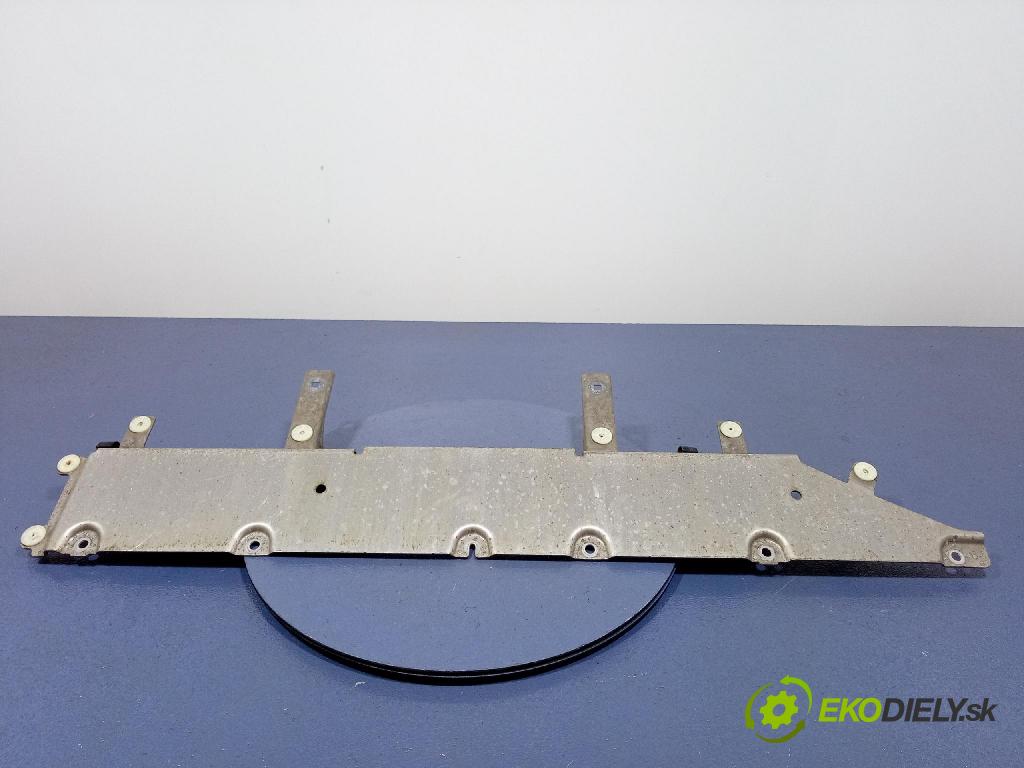 Bmw Ix 2021 kryt Plast: podvozek: 8834405