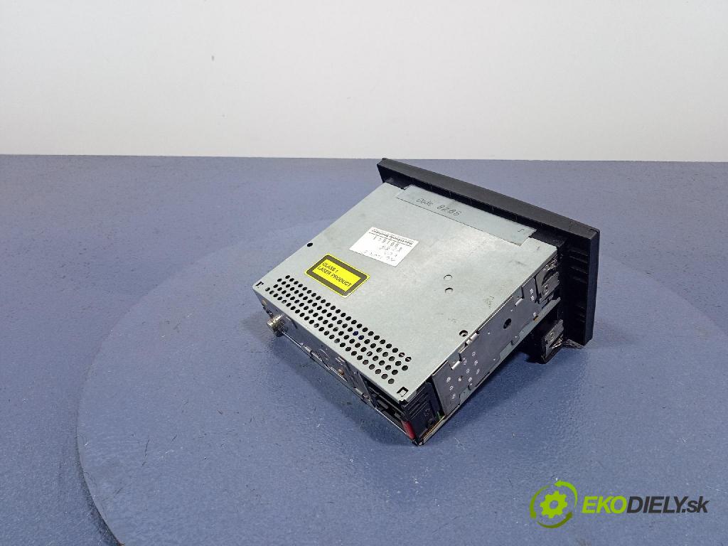 Suzuki Ignis 2004 Radio I Navigácia: 39101-86G10