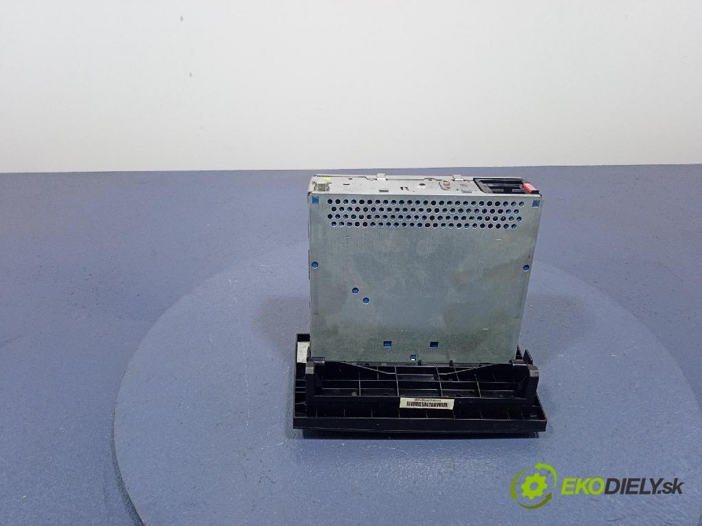 Suzuki Ignis 2004 Radio I Navigácia: 39101-86G10