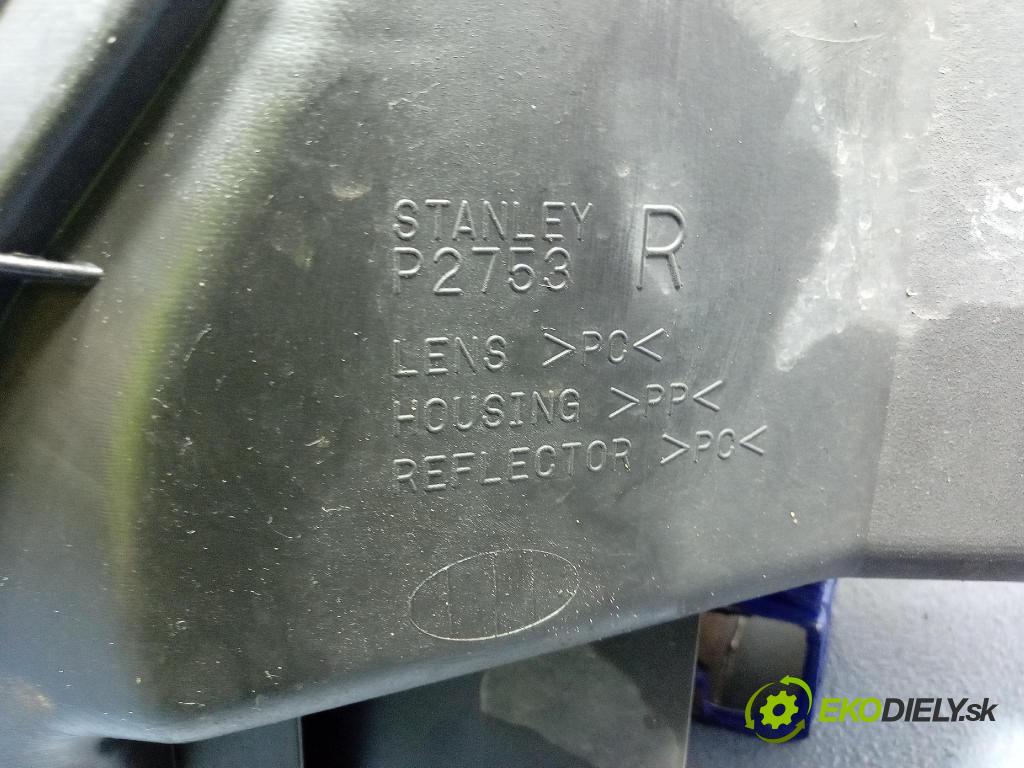 Suzuki Ignis 2004 světlo v pravo: P2753R
