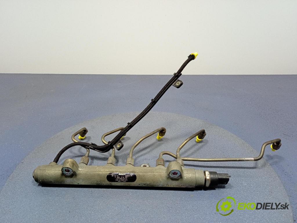 Honda Accord 2005 lišta Zásobování 107780-0210