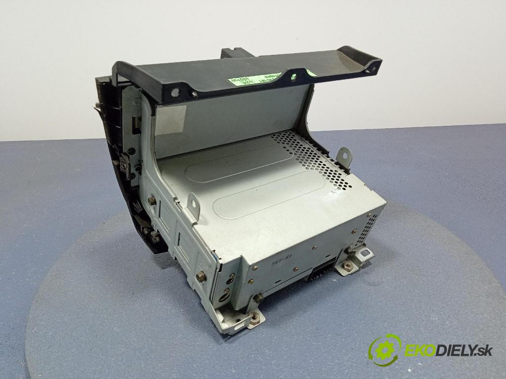 Honda Accord 2005 Radio I Navigace: