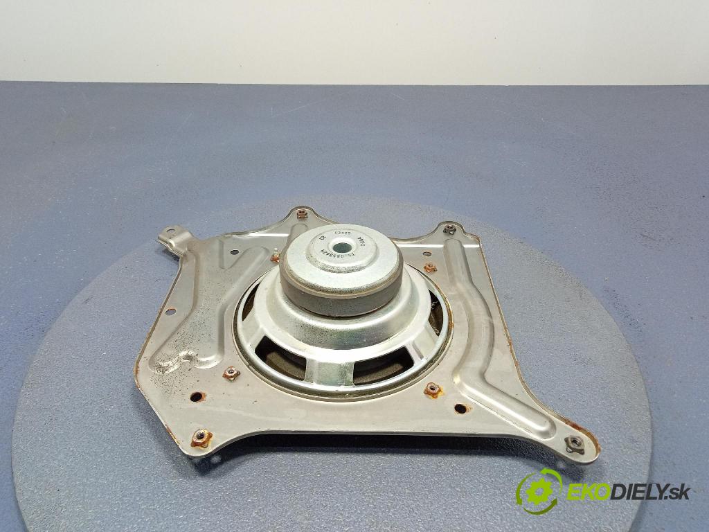 Honda Accord 2005 Mluvčí: / Subwoofer: TS-08534ZH