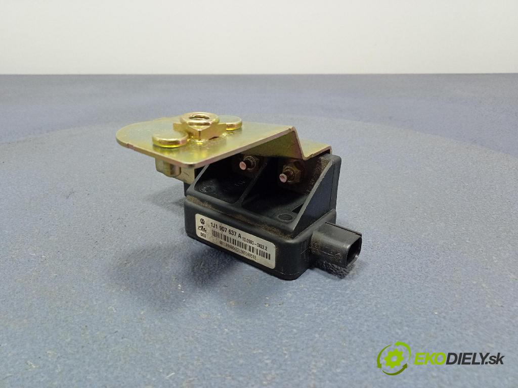 Vw Golf 1999 snímač ESP. 1J1907637A