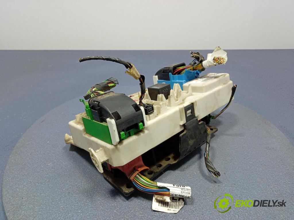 Ford Focus 2006 skříňka Pojistky 4M5T-14A073-BJ