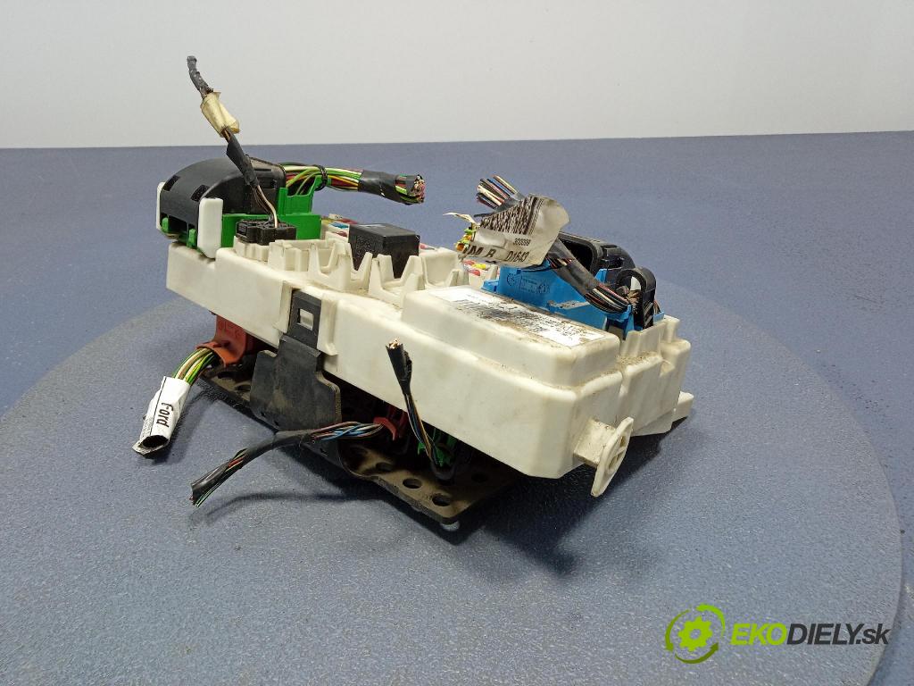 Ford Focus 2006 skříňka Pojistky 4M5T-14A073-BJ