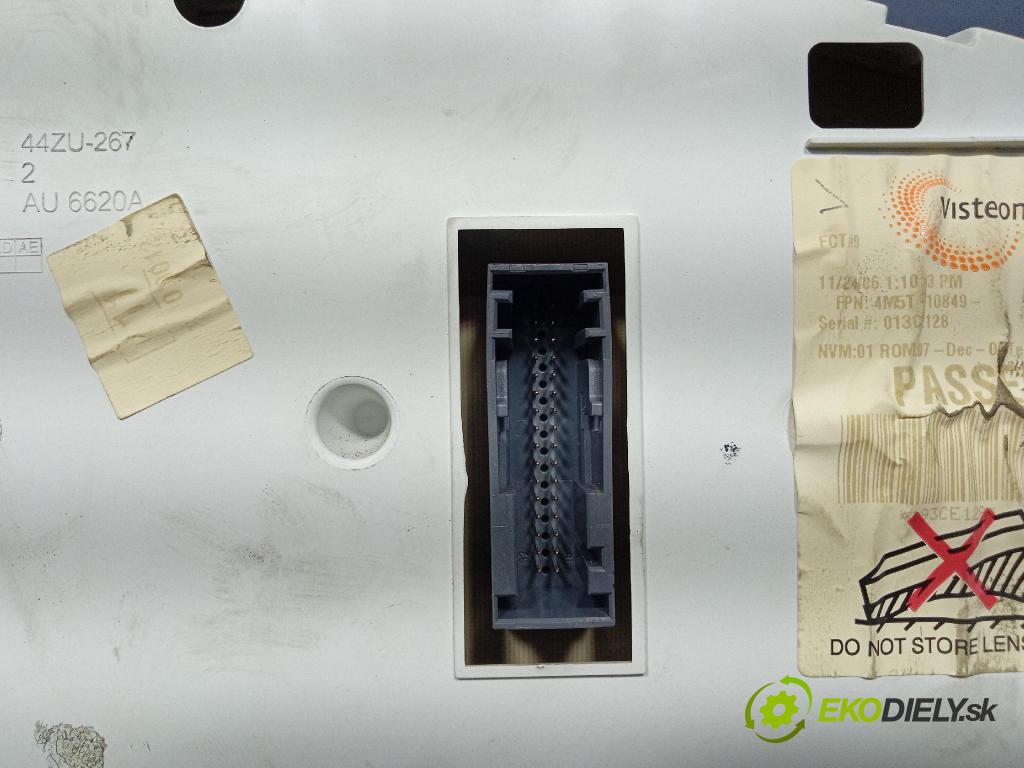 Ford Focus 2006 Přístrojová deska 4M5T-10849-GR