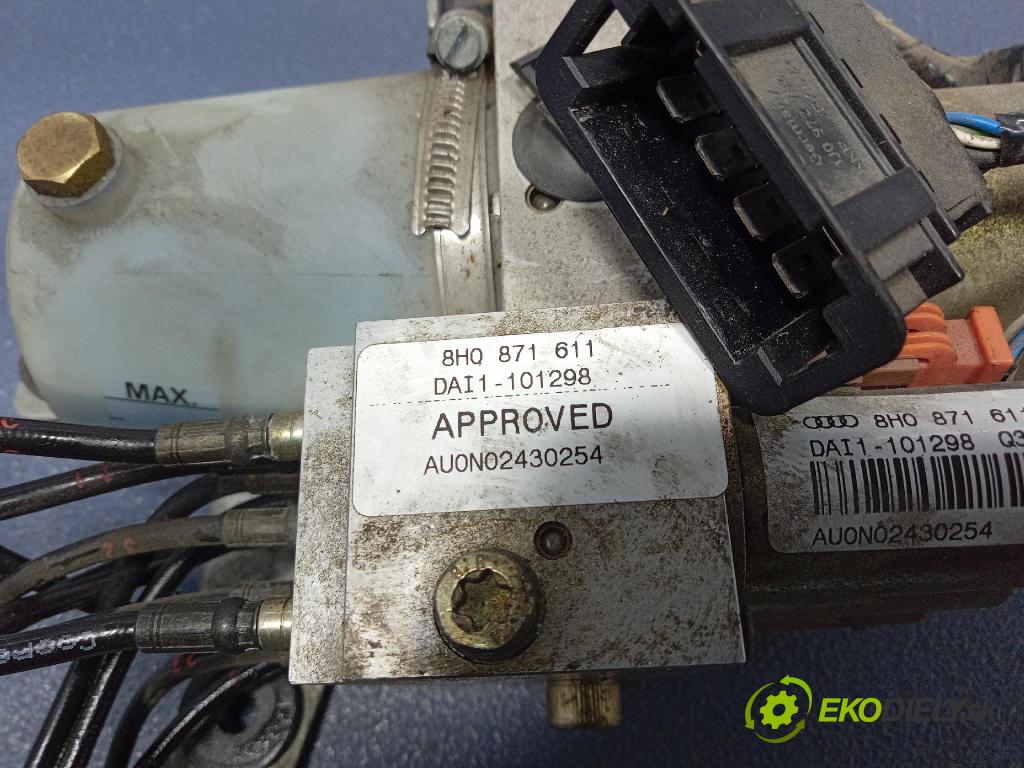 Audi A4 2002 čerpadlo Hydraulické 8H0871611