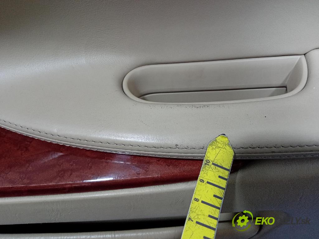 Lexus GS 2007 Tapacír: dveře před Práva:
