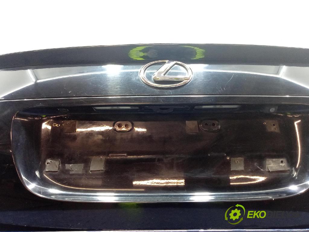 Lexus GS 2007 zadní dveře kufra: kufr
