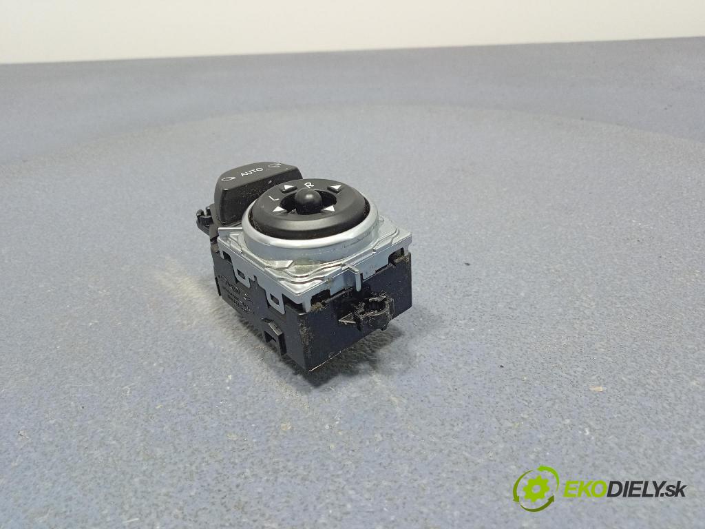Hyundai I30 2012 Přepínač Zrcátka 39Y480-1110