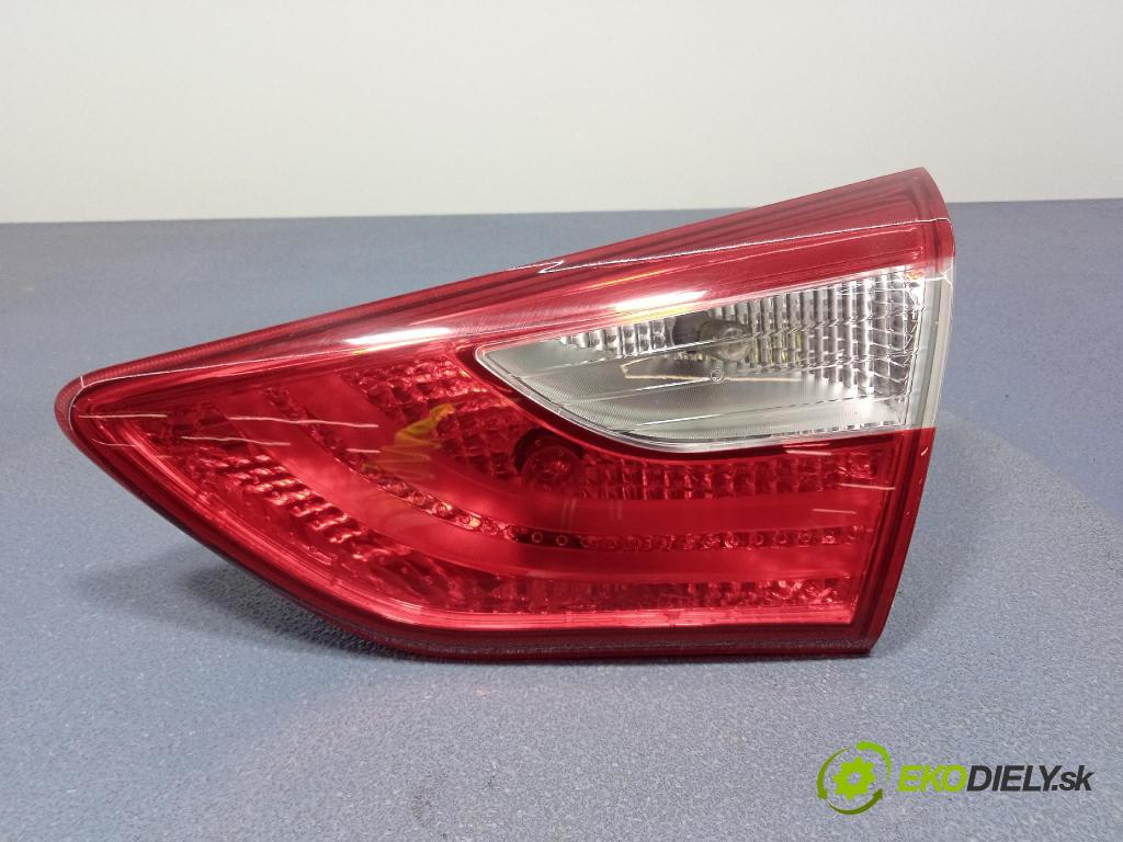 Hyundai I30 2012 světlo Zad: Práva: Uvnitř 92404-A50