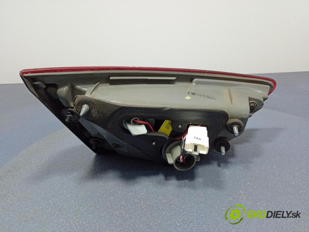 Hyundai I30 2012 světlo Zad: Práva: Uvnitř 92404-A50