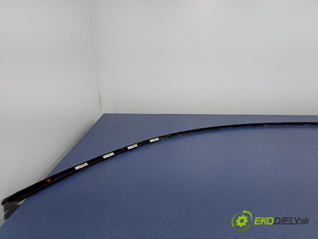 Lexus GS 2007 lišta Dekoratívní: 620N-P615L