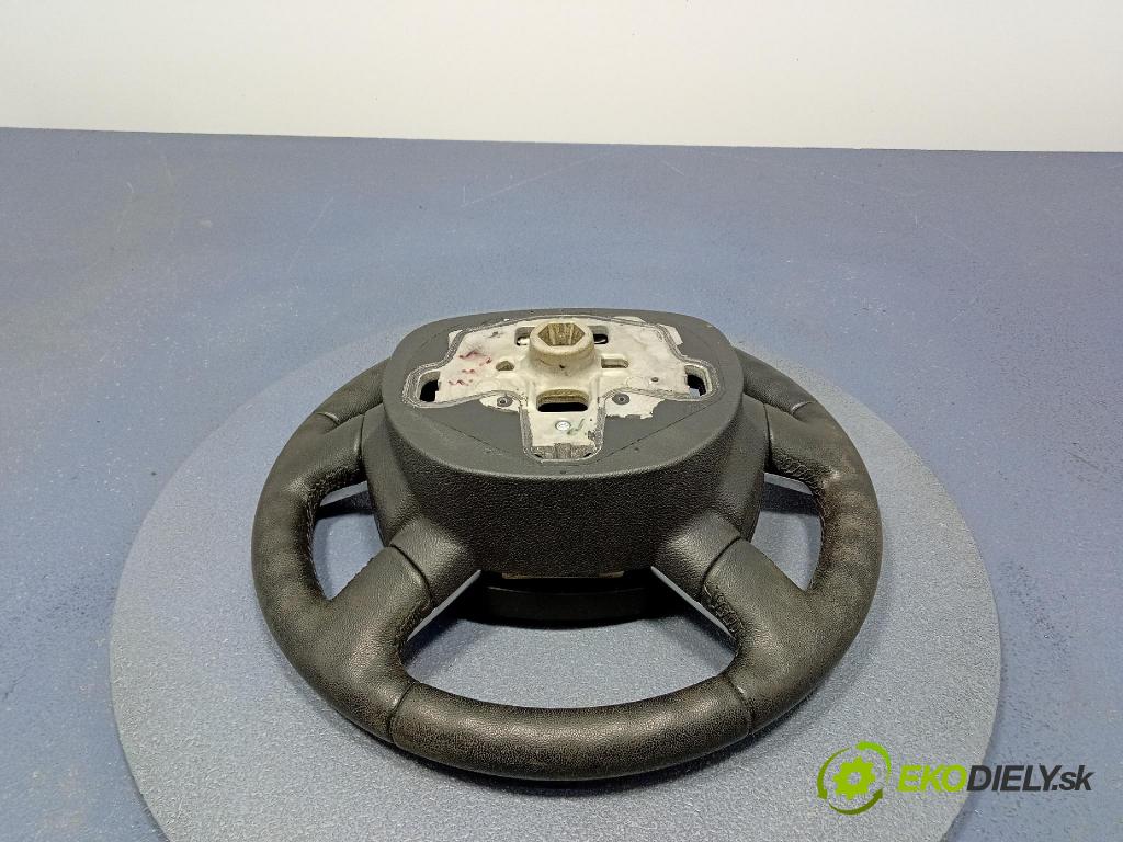 Ford Focus 2005 volant 4M51-3600-C