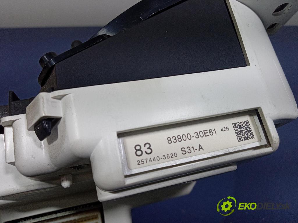 Lexus GS 2007 Přístrojová deska 83800-30E61