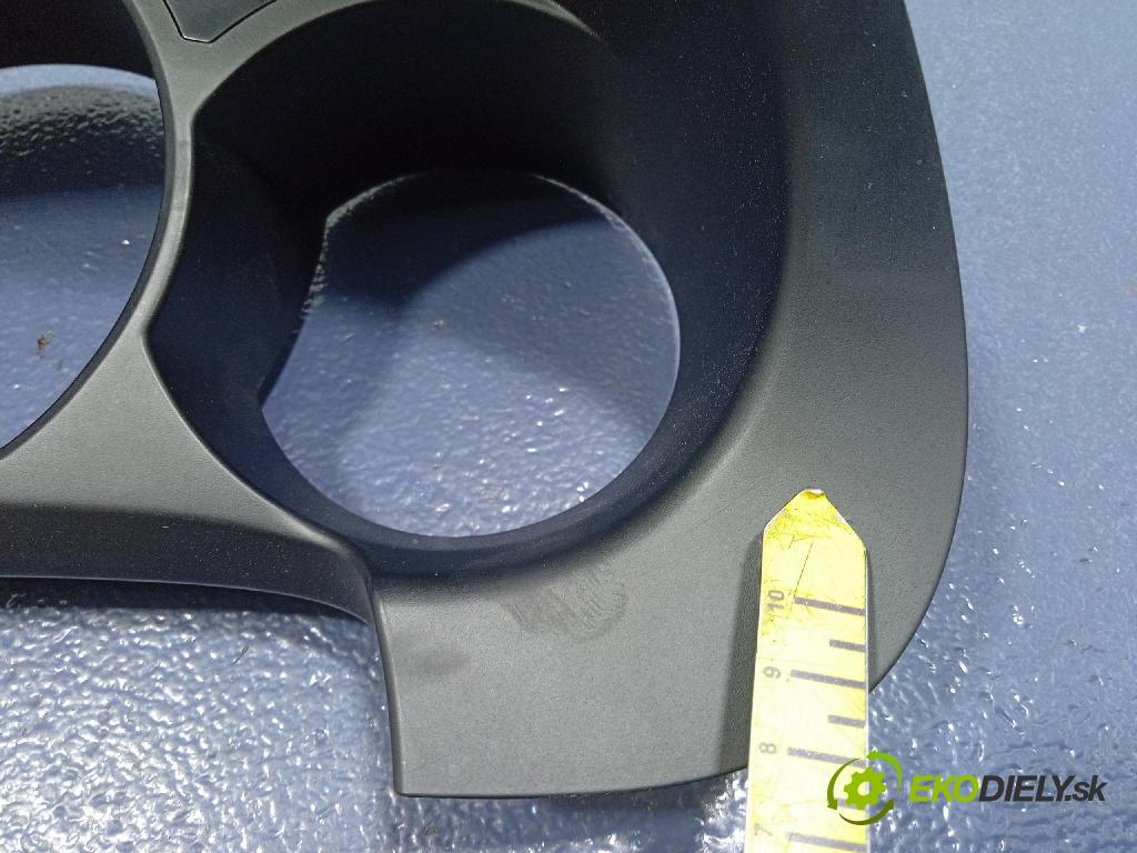 Lexus GS 2007 kryt Plast: Interiéry: 83950-30120-A