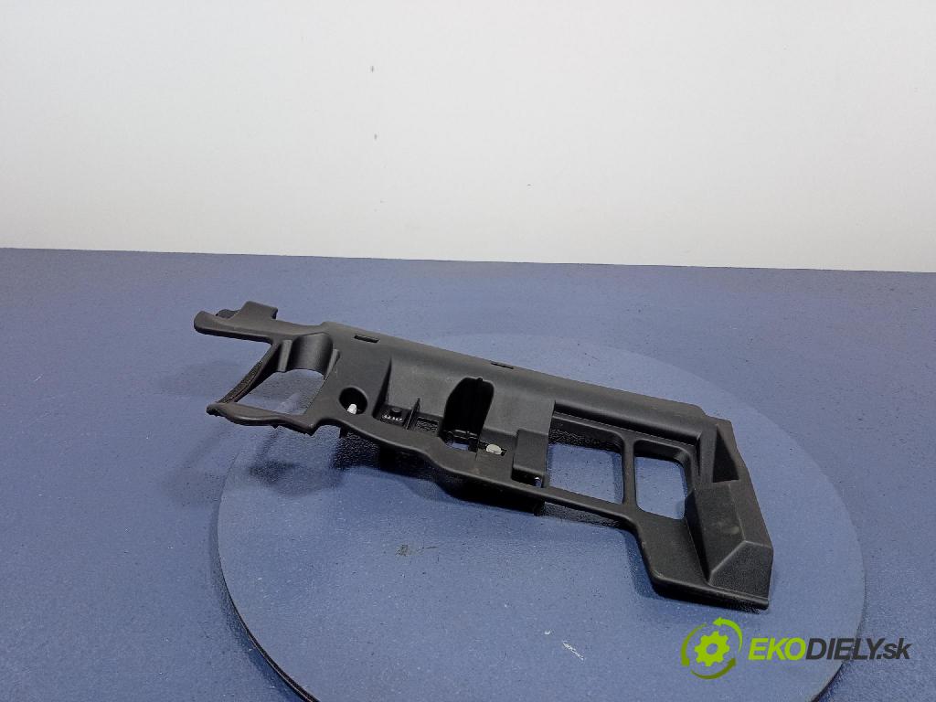 Lexus GS 2007 kryt Plast: Interiéry: 55606-30230