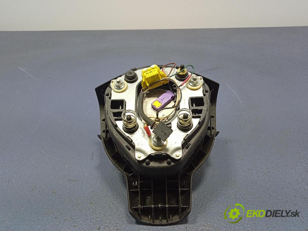 Seat Altea 2005 kokpit,pristrojová doska 5P0880204B