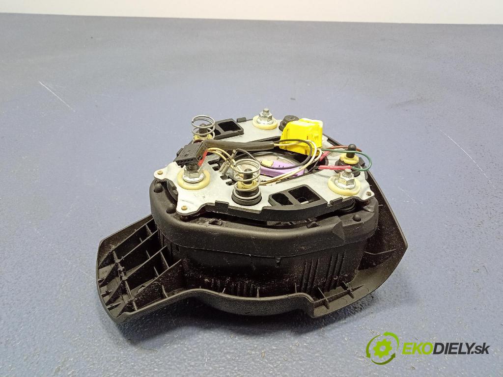 Seat Altea 2005 kokpit,pristrojová doska 5P0880204B