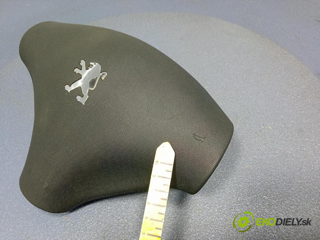 Peugeot 107 2006 Airbag: Řidiči: x 5ADA3N