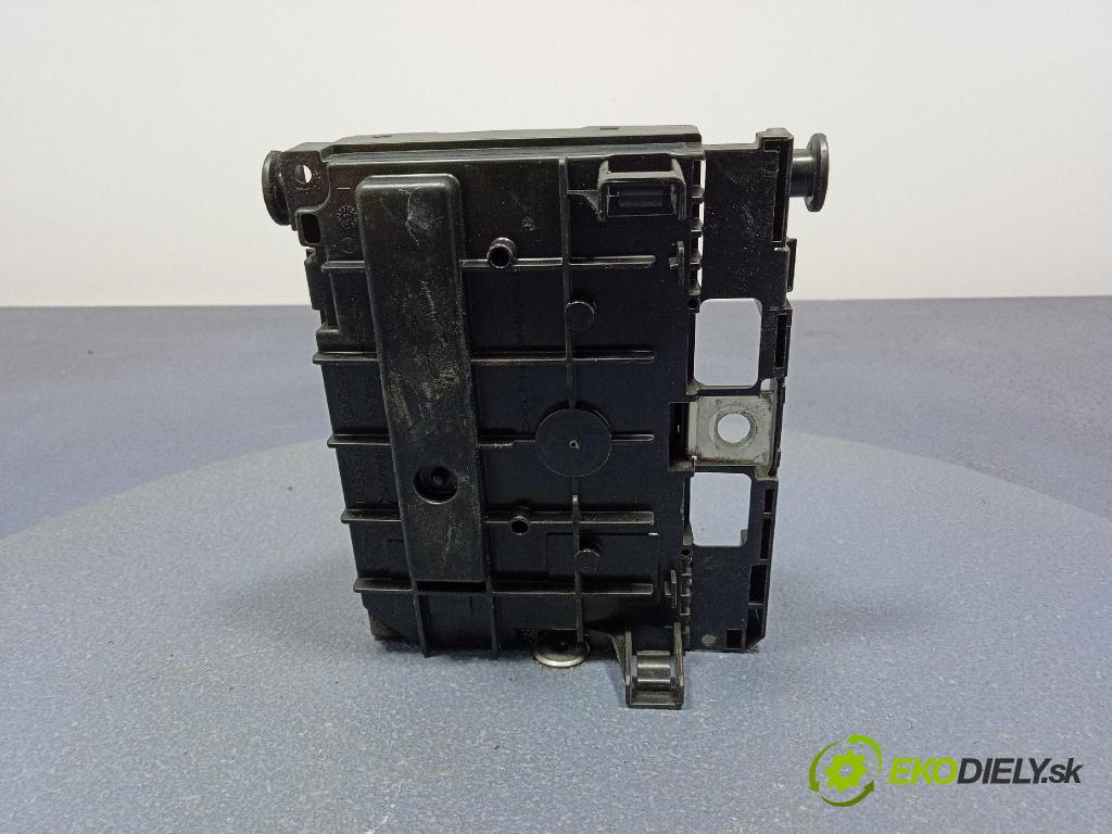 Citroen C4 picasso 2007 skrinka Poistky: 9661708080