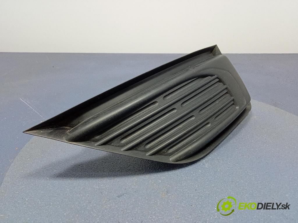 Citroen C4 picasso 2007 lišta narazník 9654196677