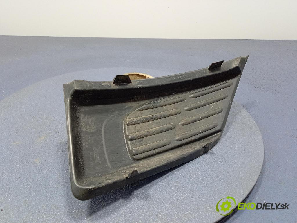 Citroen C4 picasso 2007 lišta narazník 9654196677