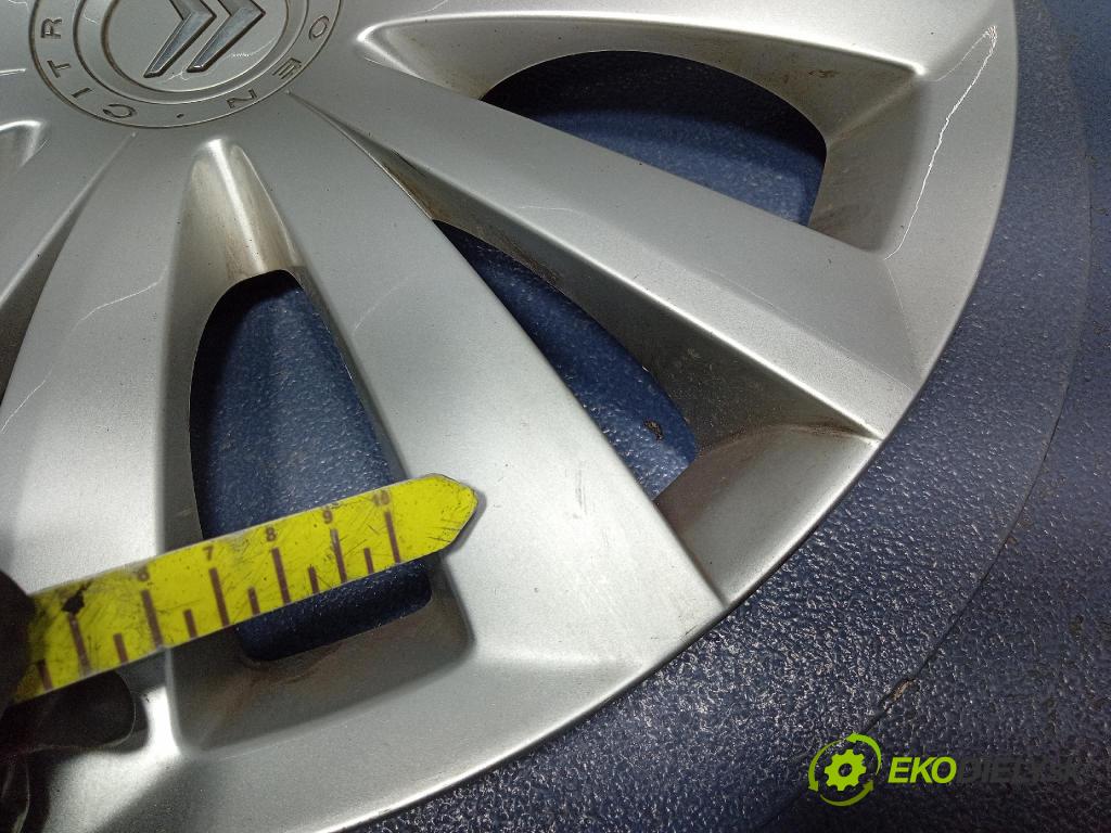 Citroen C4 picasso 2007 puklica kola: 9657814580