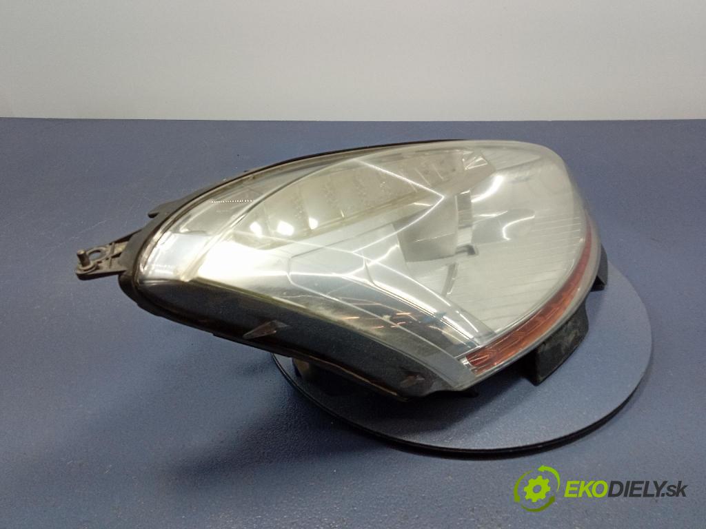 Citroen C4 picasso 2007 Reflektor: v pravo: 162982-00
