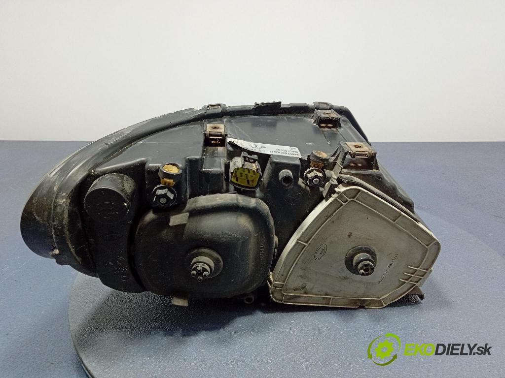 Chrysler Grand voyager 2006 Reflektor: Vľavo: 04857831AB