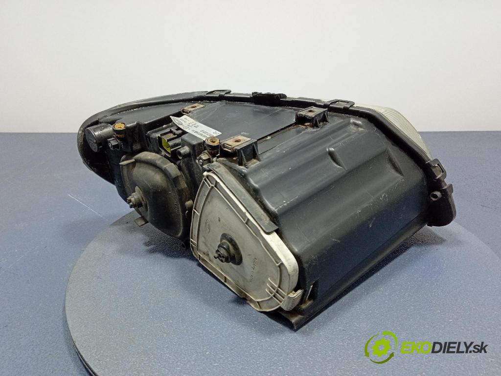 Chrysler Grand voyager 2006 Reflektor: Vľavo: 04857831AB