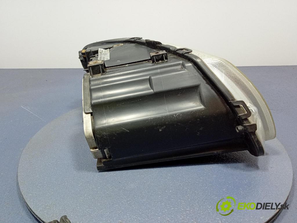 Chrysler Grand voyager 2006 Reflektor: Vľavo: 04857831AB