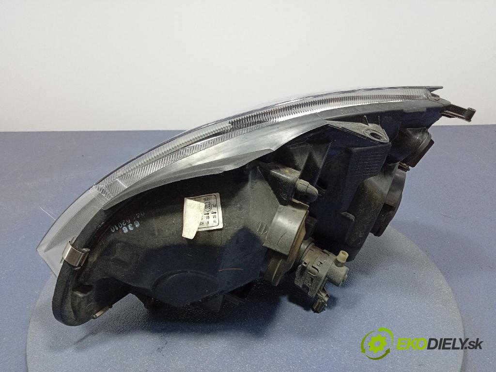 Renault Clio 2005 Reflektor: v pravo: 20-6537