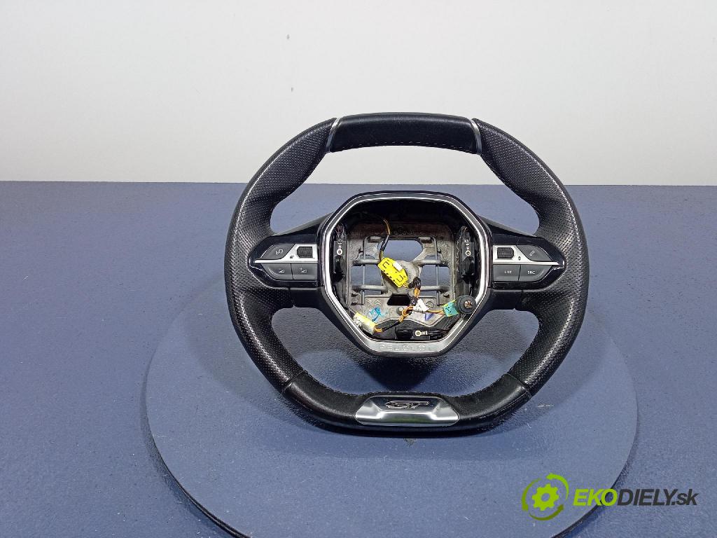 Peugeot 508 2021 volant