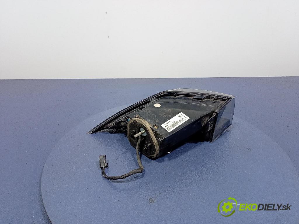 Peugeot 508 2021 světlo Zad: Práva: Mimo: 9813508480