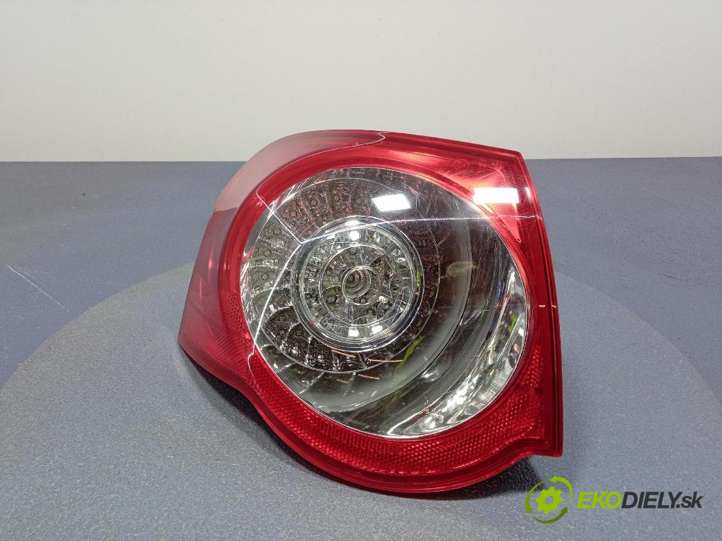 Vw Passat 2010 svetlo / reflektor zad ľavá Vonkajsia: 11-B868