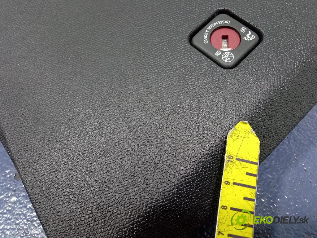 Peugeot 508 2021 kryt Plast: Interiéry: 9827714377