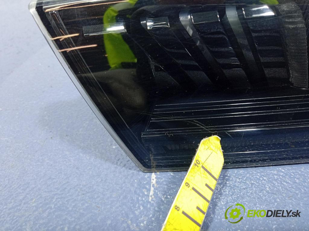 Peugeot 508 2021 světlo Zad: Práva: Uvnitř 9813508180