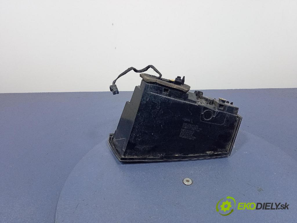 Peugeot 508 2021 světlo Zad: levá Uvnitř 9813508280