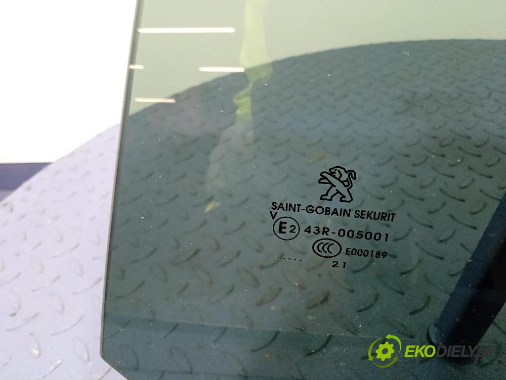 Peugeot 508 2021 sklo dveře Zad: levé