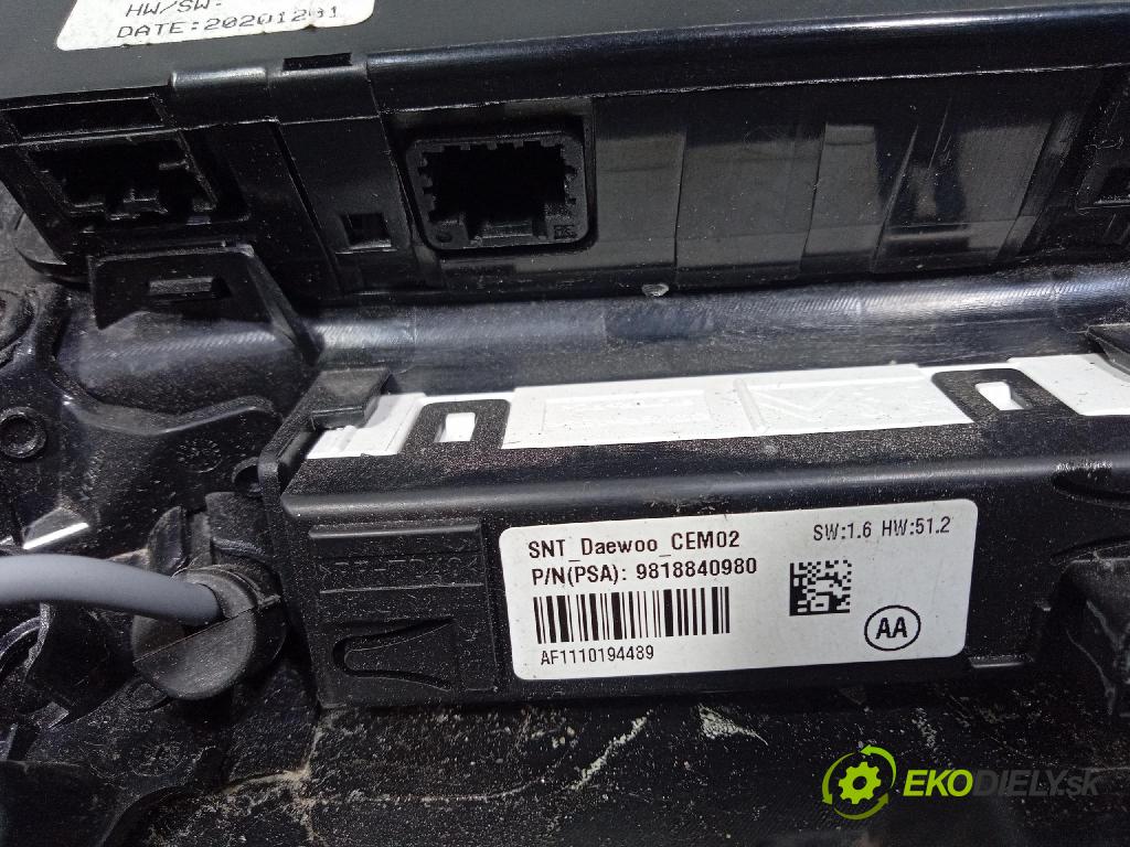 Peugeot 508 2021 Lampy Uvnitř 9814757480