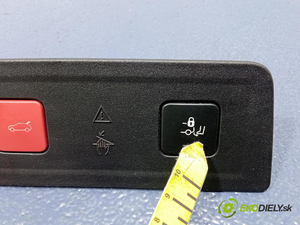 Peugeot 508 2021 Přepínač Klapky: kufr 9821529077