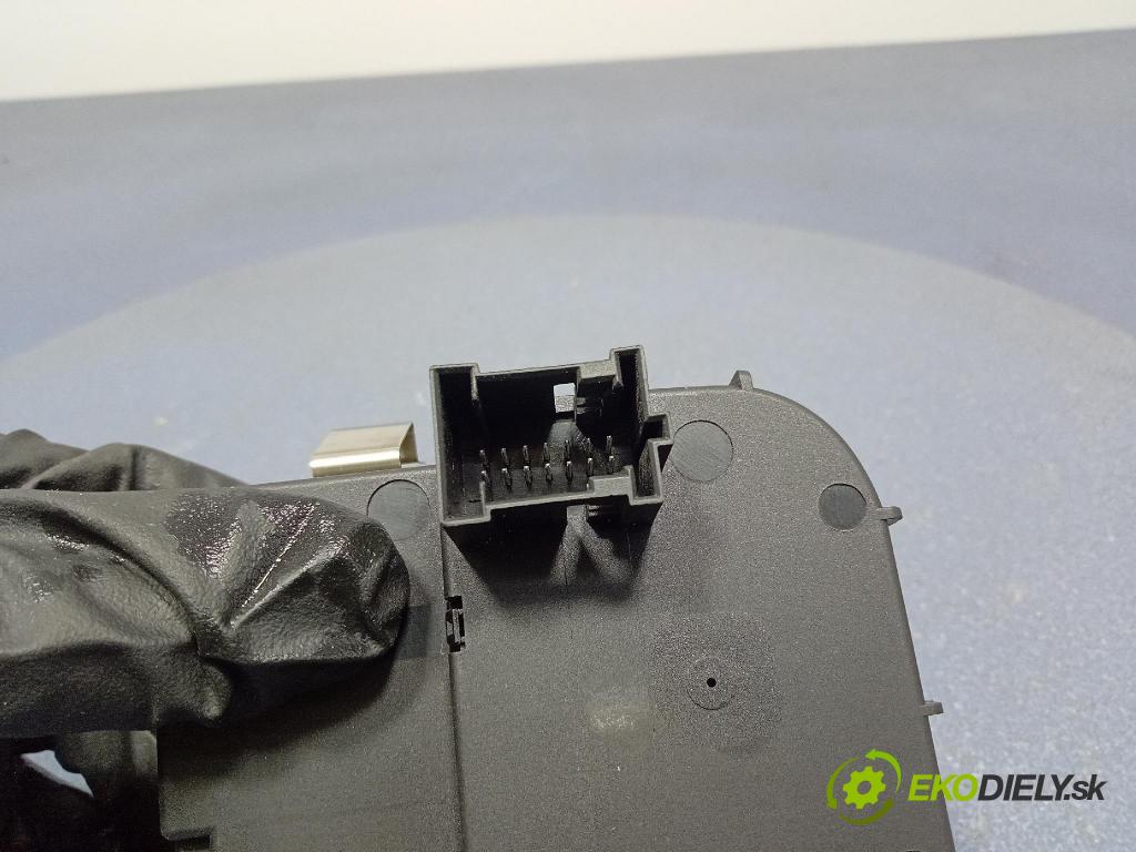 Mercedes C-klasa 2003 prepínač svetiel A2035450904