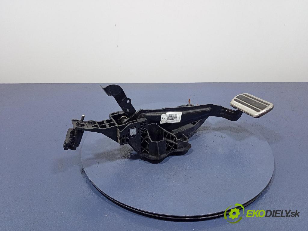 Peugeot 508 2021 pedály 9807994580