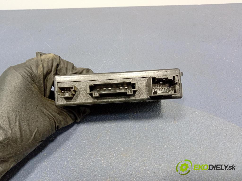 Mercedes C-klasa 2003 riadiaca jednotka 0315457232