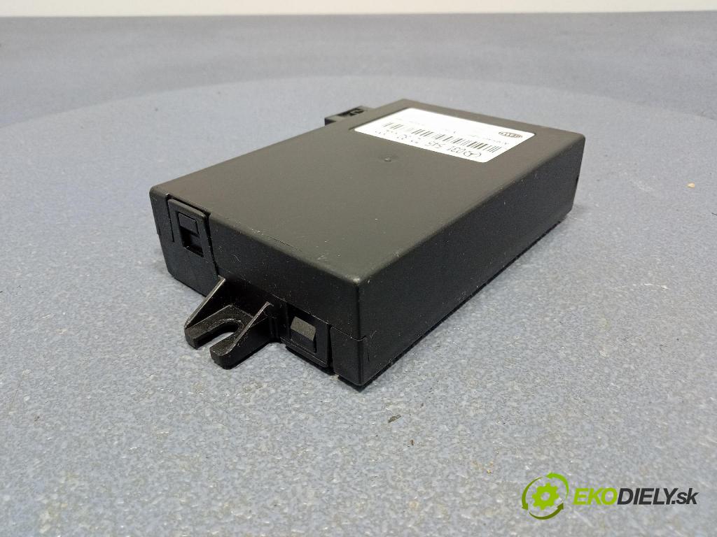 Mercedes C-klasa 2003 riadiaca jednotka 0315457232