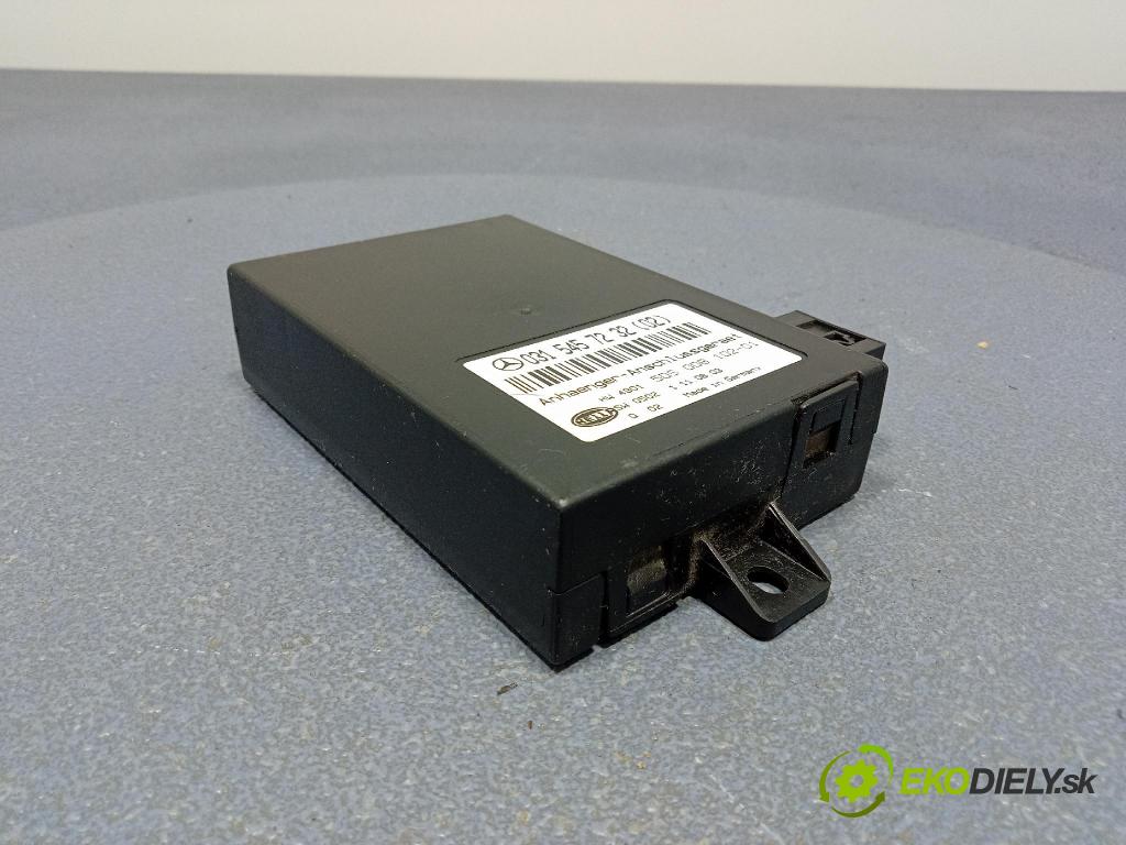 Mercedes C-klasa 2003 riadiaca jednotka 0315457232