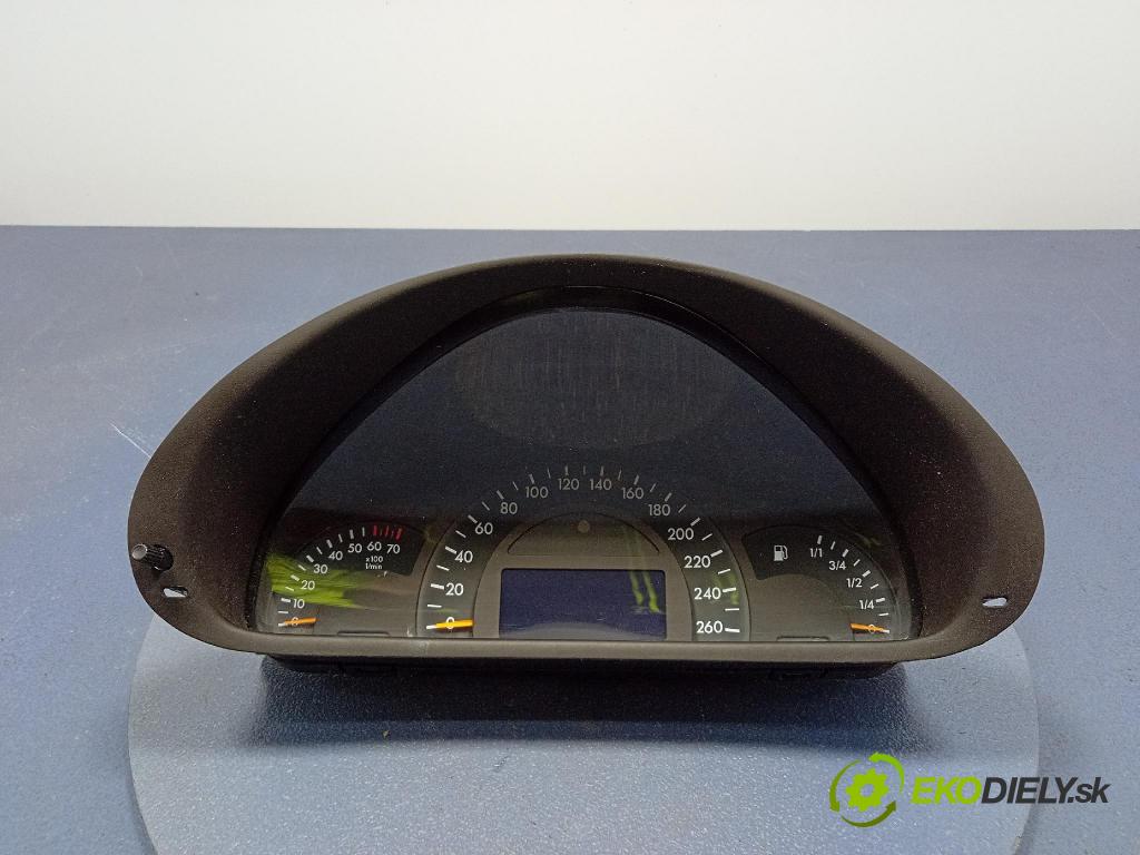 Mercedes C-klasa 2003 prístrojovka/ budíky A2035402647
