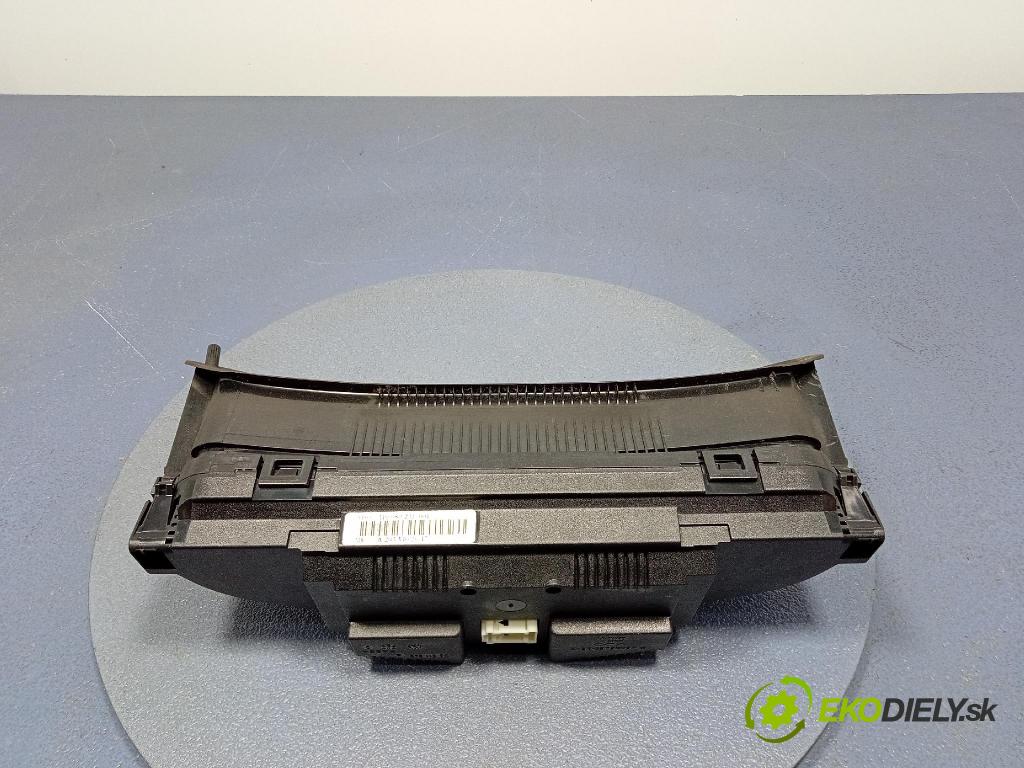 Mercedes C-klasa 2003 prístrojovka/ budíky A2035402647
